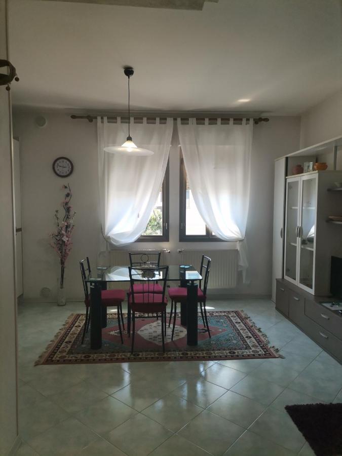 Ferienwohnung Zsuzsa Lak Mestre Exterior foto
