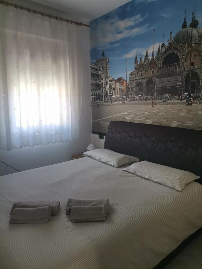 Ferienwohnung Zsuzsa Lak Mestre Exterior foto